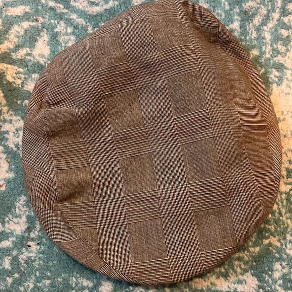 Lilith cap - Picture 3 of 4